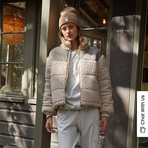 SOLD BNWT Pacsun x playboy teddy puffer jacket - Picture 3 of 7